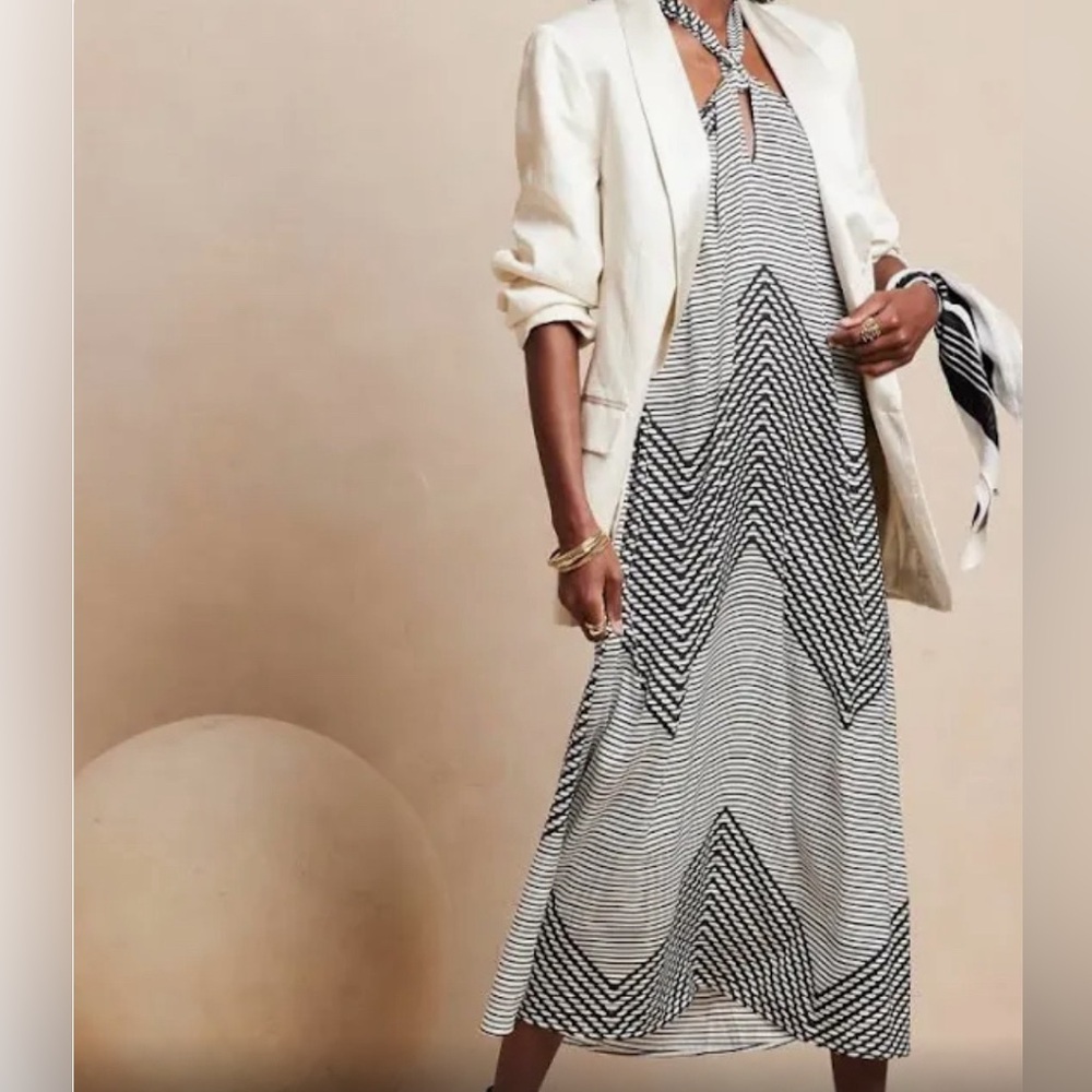 Banana Republic Factory twist neck dress